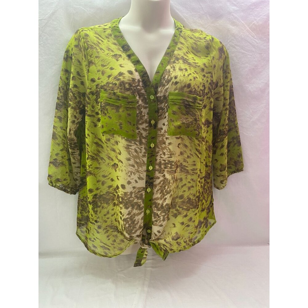 NWT Metro 22 Women's 1X Lime  Animal Print Button up Short Sleeve Sheer Blouse